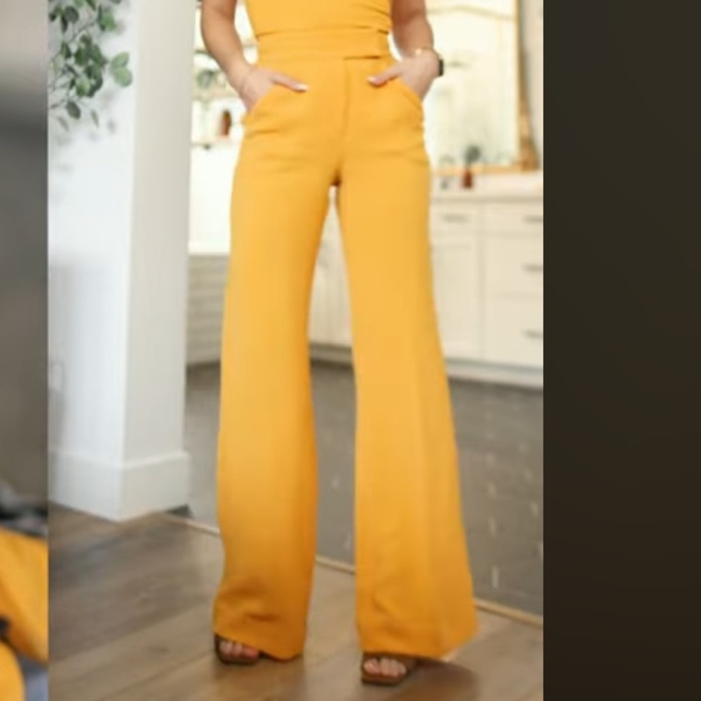 NWT Express Super High Waisted Twill Flare Trouser size 4 Butterscotch